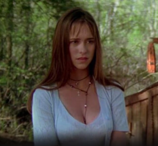 Jennifer Love Hewitt sorprende con su regreso y un look completamente renovado